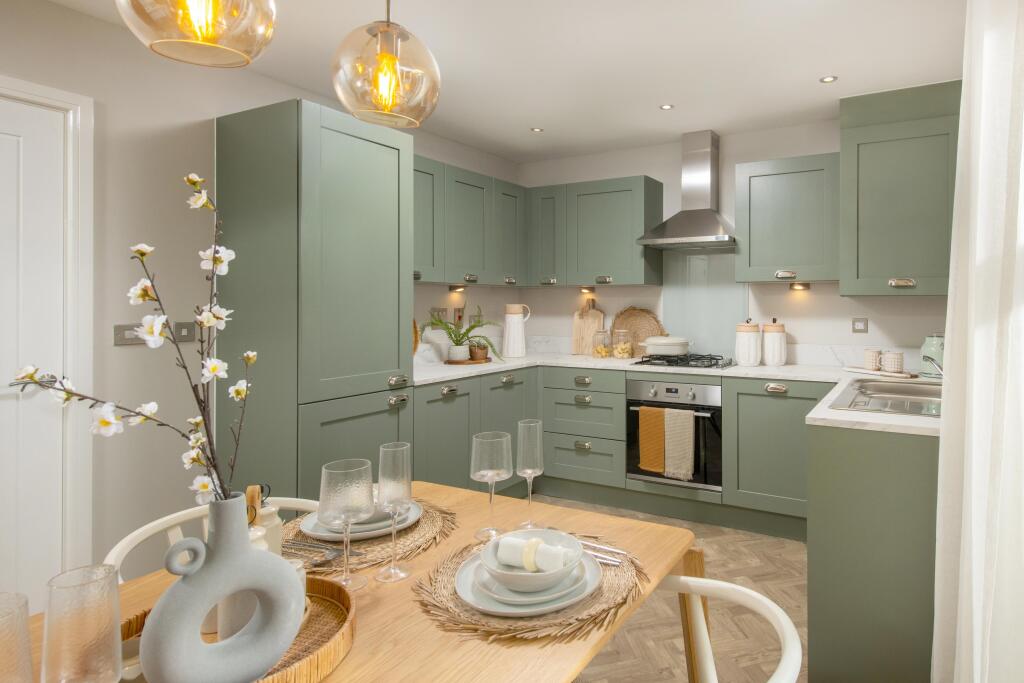 House in Leigh, Hooten Gardens, Bedford - View 5