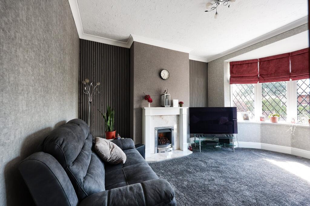 House in Preston, Holme Slack, Deepdale - More