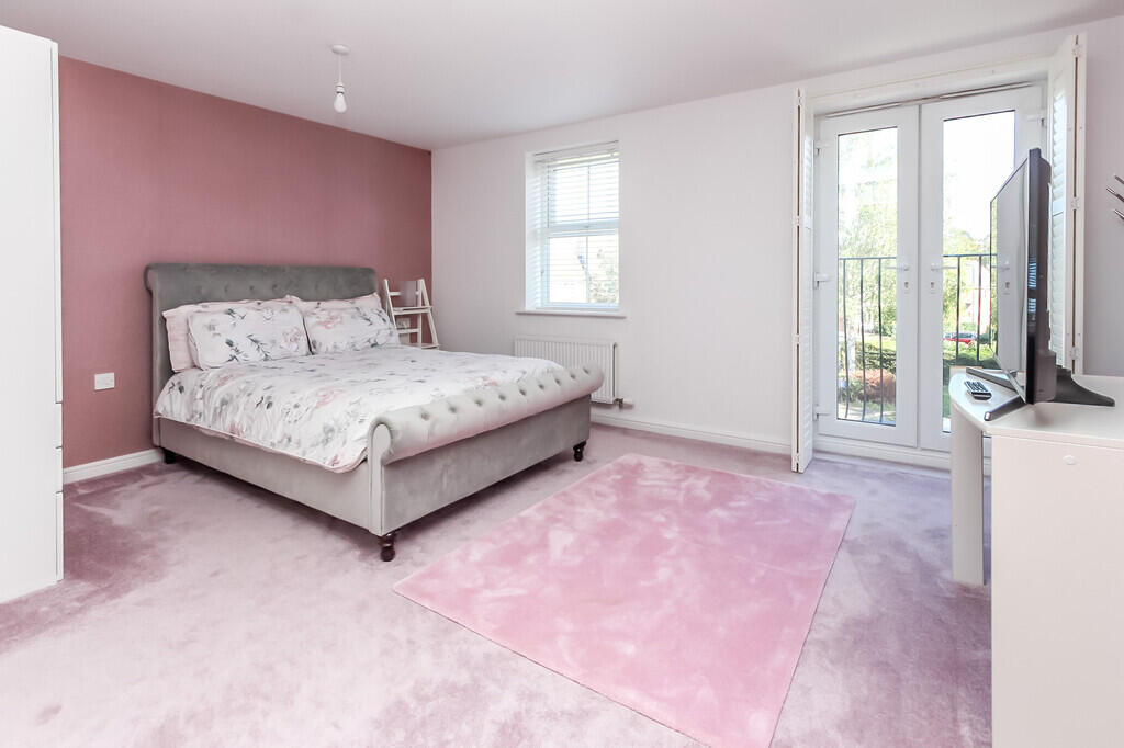 House in Northampton, Wellingborough - View 5