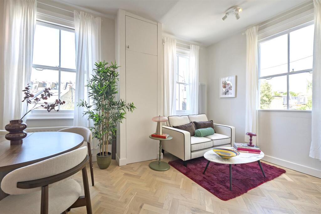 Apartment in London - View 5