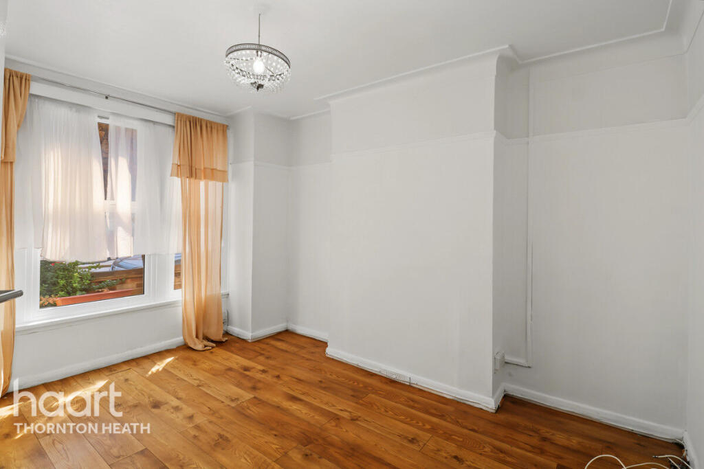 Heaton Road, MITCHAM photo 3