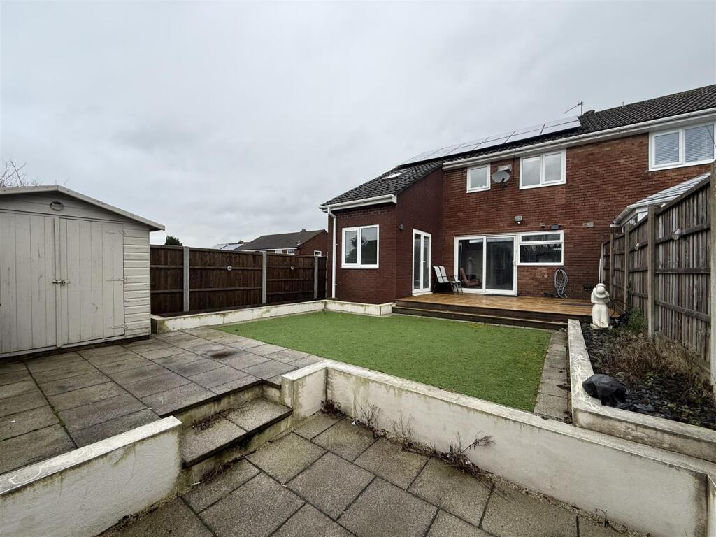 Main image of property: Shelley Rise, Dukinfield