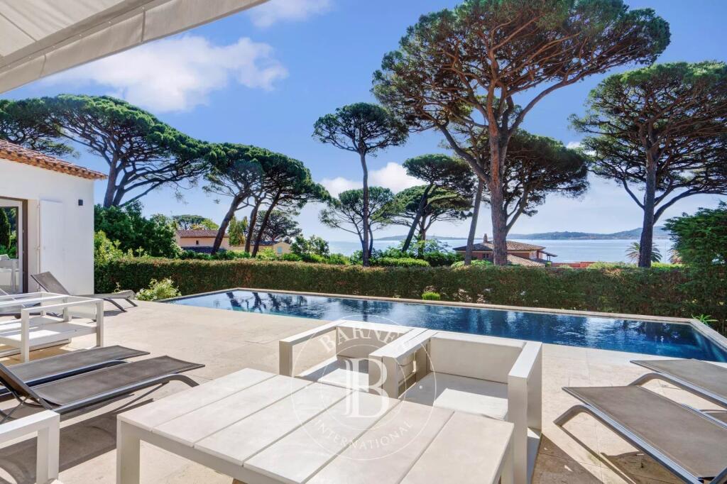 Main image of property: Provence-Alps-Cote d`Azur, Var, Grimaud