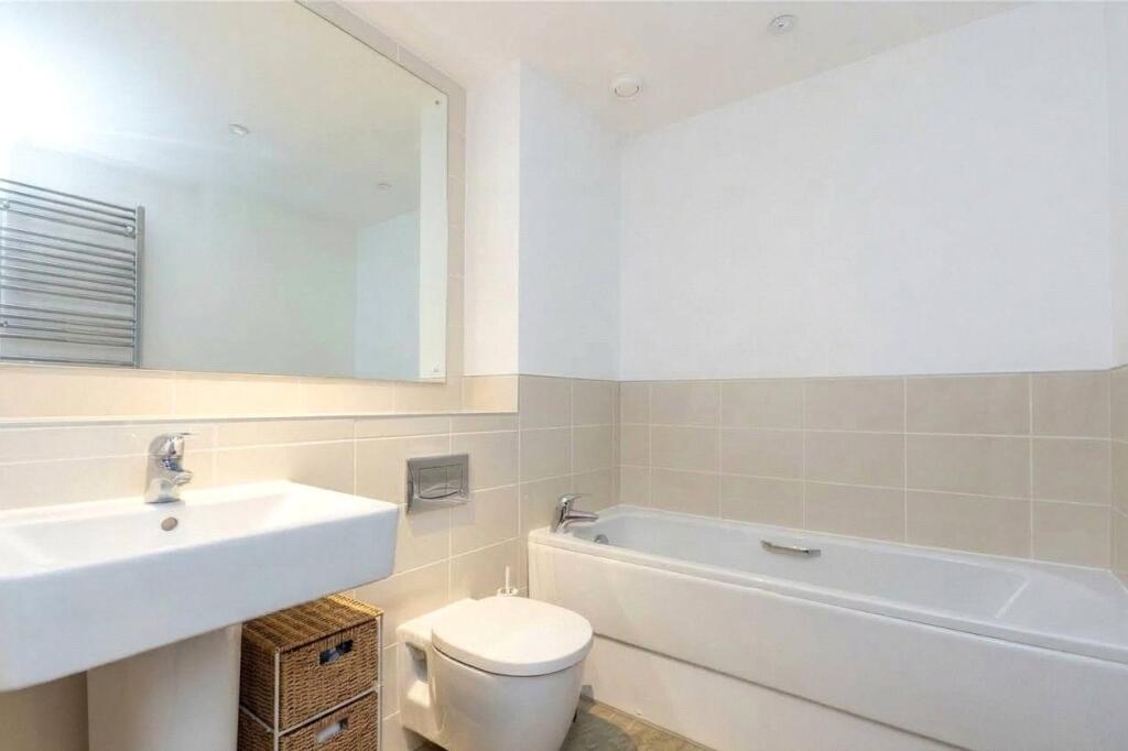 Apartment in Bristol, Bishopston - More