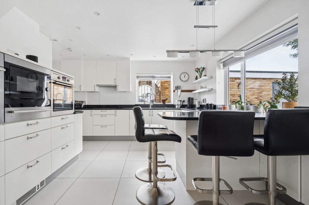 House in Hemel Hempstead, Penn - View 5