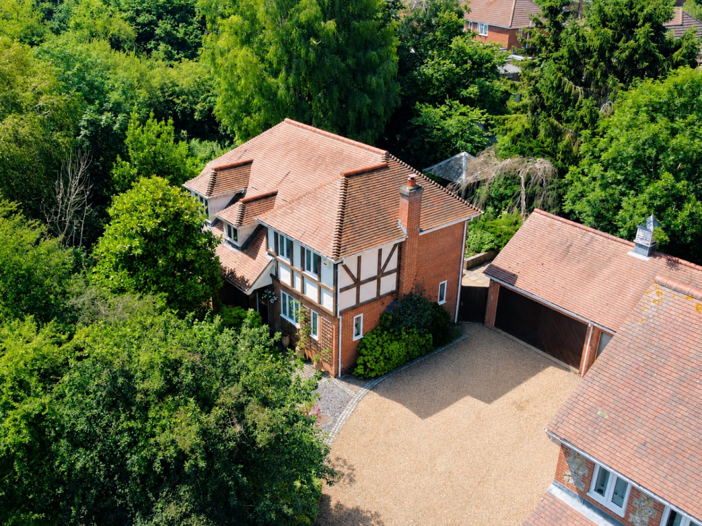 Main image of property: Sought After, Quiet Cul-de-Sac in Wendover