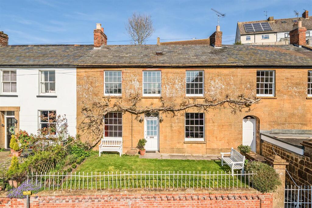 Main image of property: East Street, Ilminster, Somerset