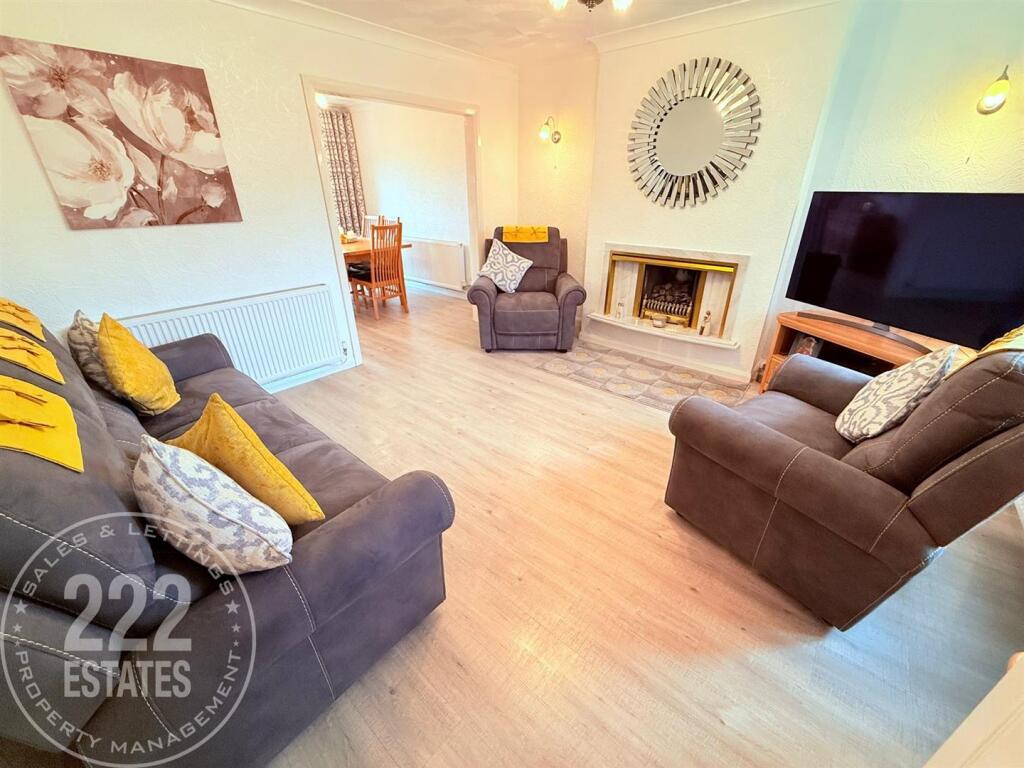 Shoreham Drive Penketh photo 3