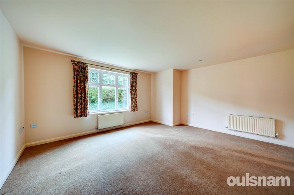 Apartment in Worcester - View 3