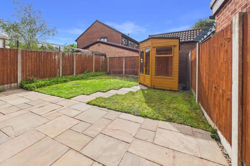 House in Warrington, Birchwood - View 4