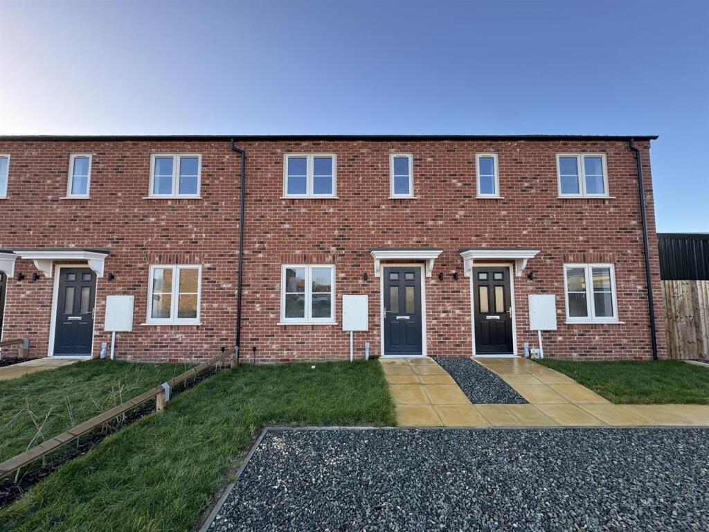 Main image of property: Walnut Close, Sutton St James, sutton st james