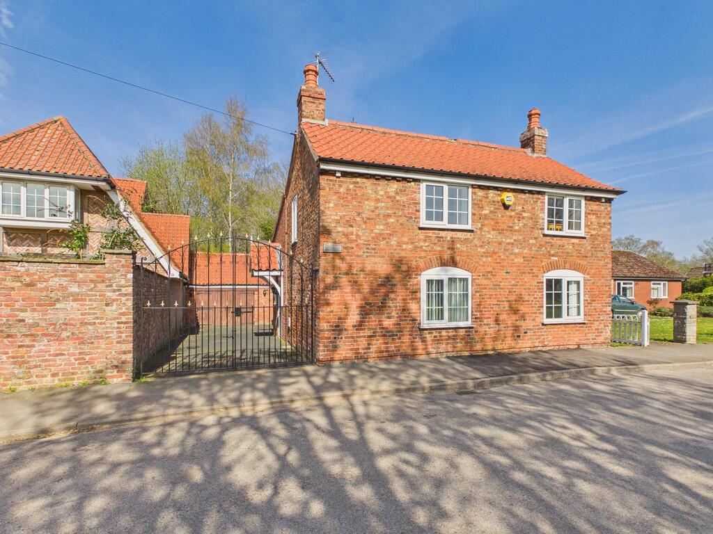 Main image of property: High Street, Coningsby