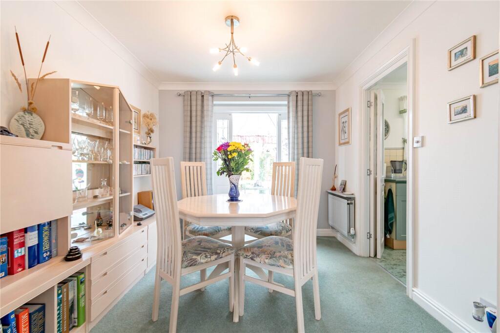 House in Swindon - View 5