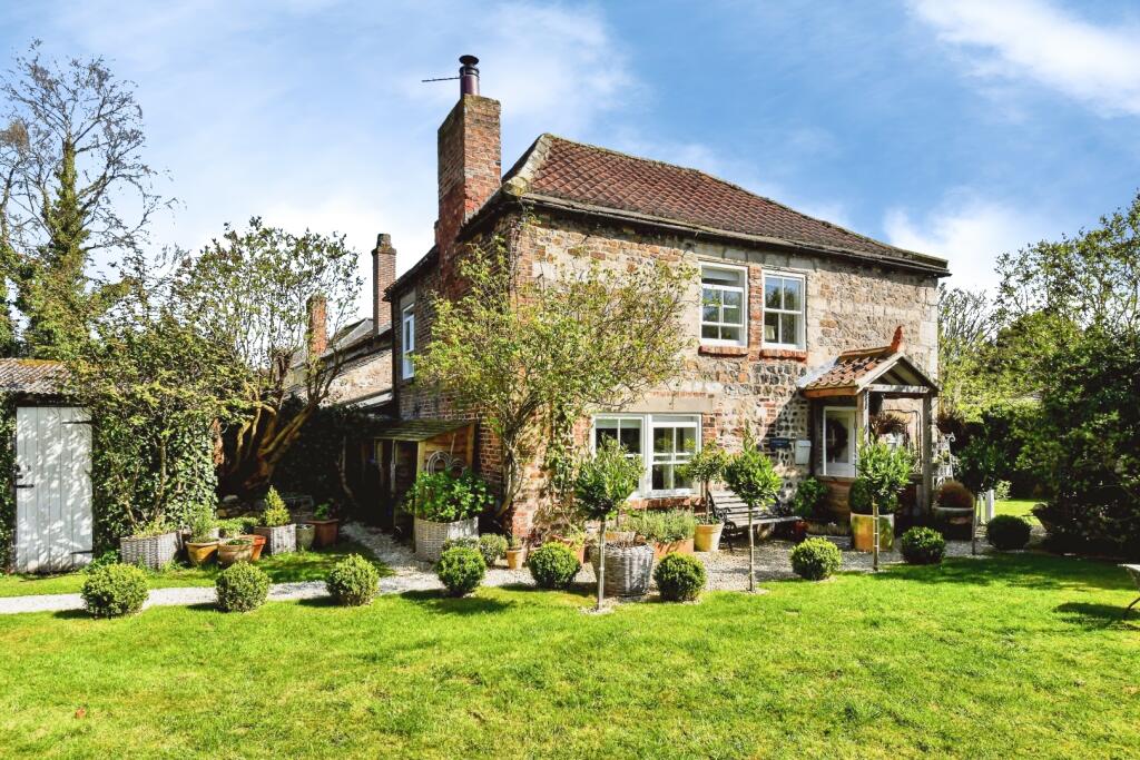 Main image of property: Studley Roger, Ripon