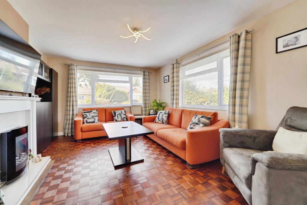 House in Milton Keynes, Bedford - More