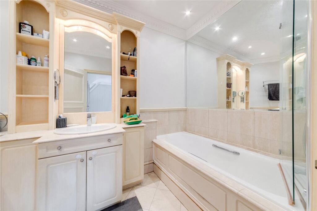 3 bedroom flat for rent