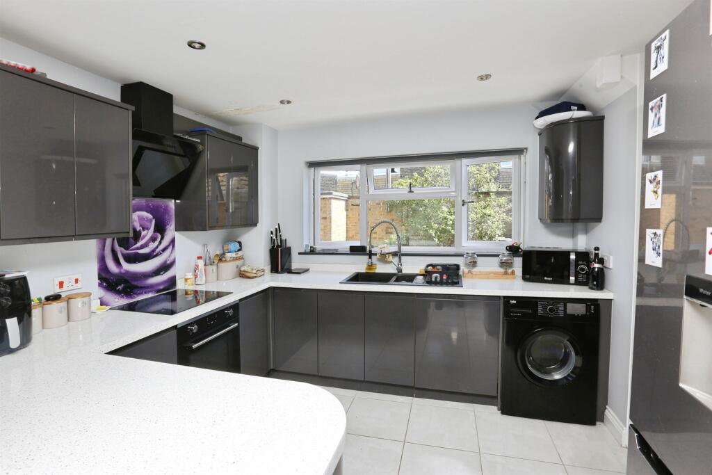 House in Gosport, Hampshire - View 3