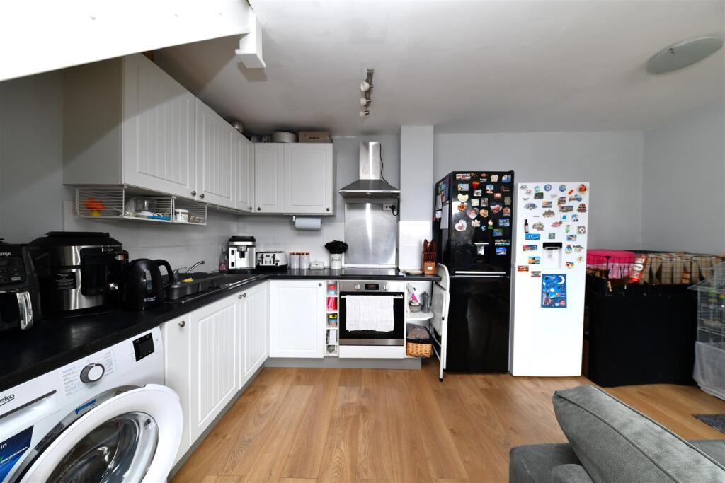 House in Stevenage - View 5