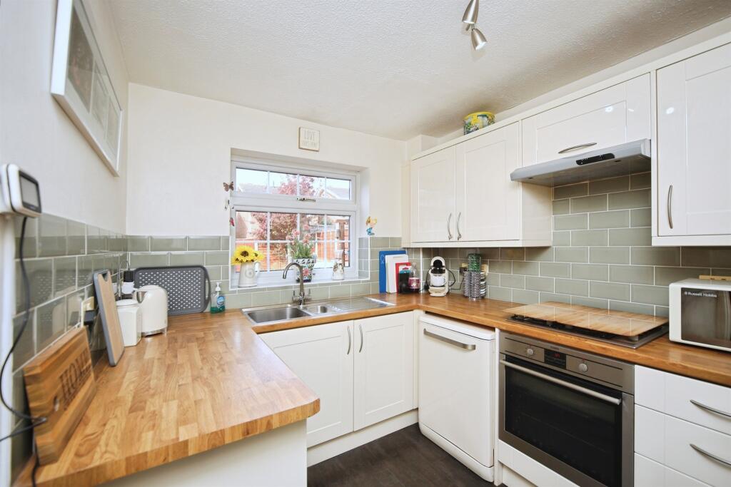 House in Redditch, Worcestershire - View 3