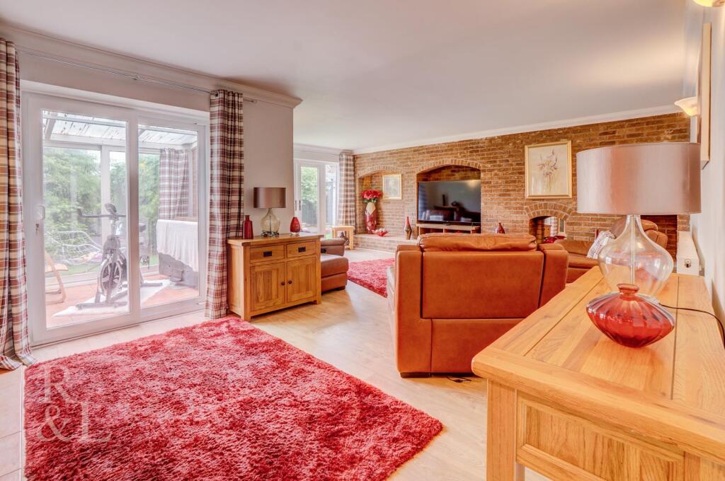 House in Rushcliffe, Keyworth - View 4