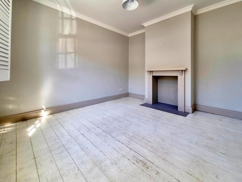 House in East Hertfordshire, Hertford - View 3
