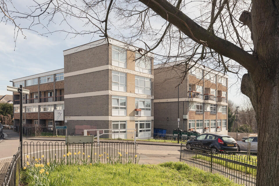 Main image of property: Hensford Gardens, Upper Sydenham, SE26