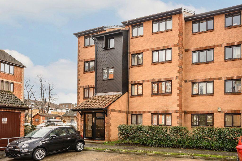 Main image of property: Cross Road, London, SW19 1PF