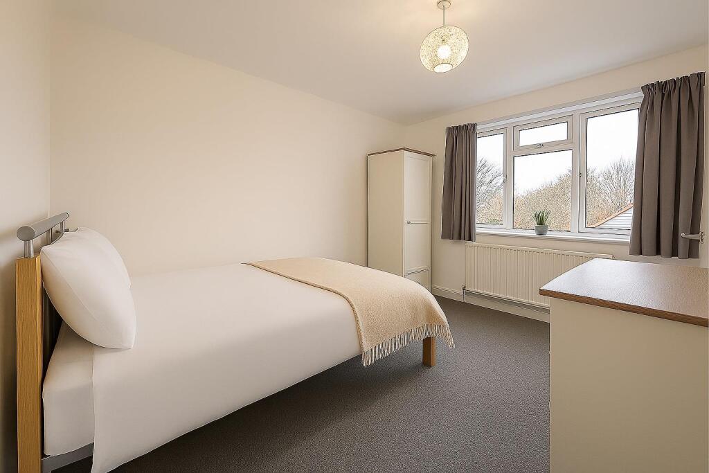 Main image of property: Room 5, 68 Garden Walk, Cambridge