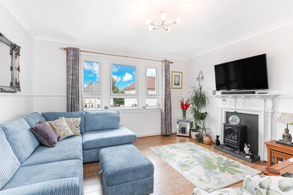 Apartment in Paisley, Gallowhill - View 5