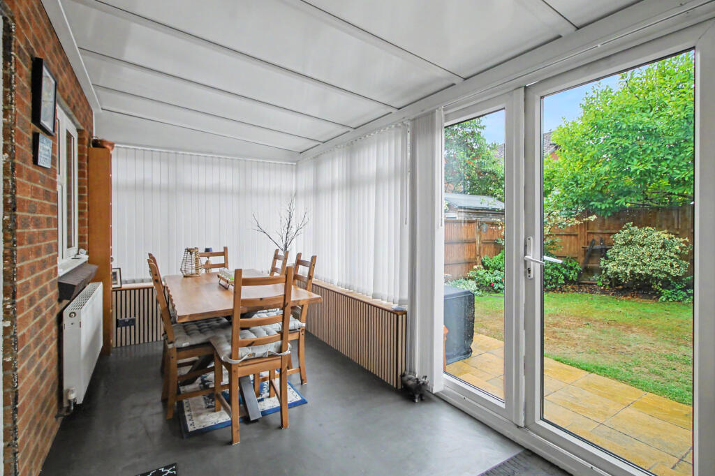 House in Guildford - View 5