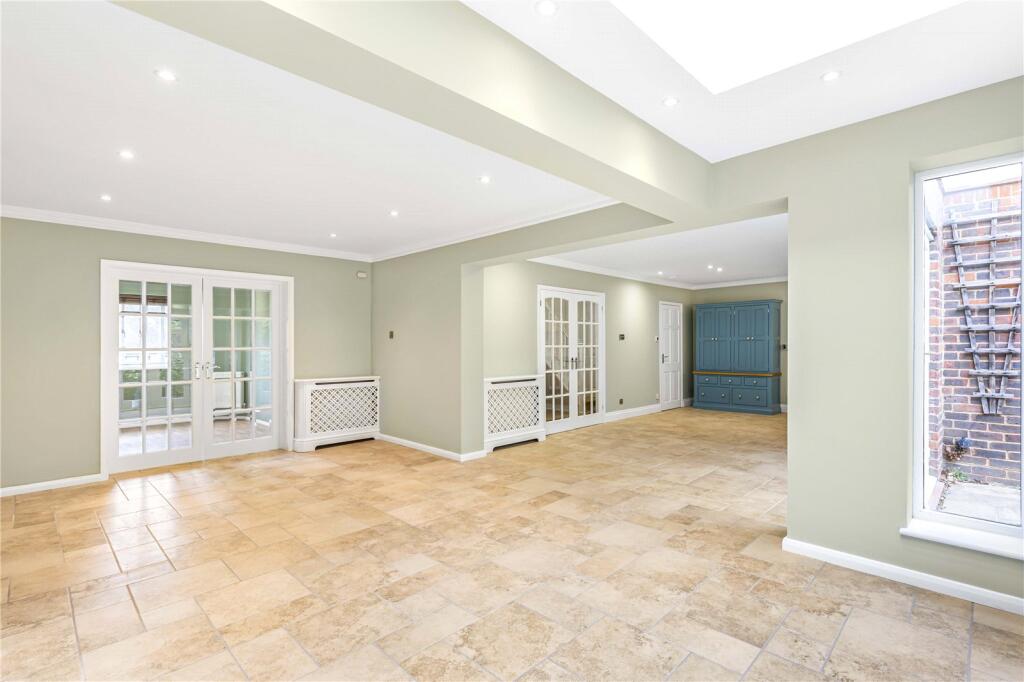House in Elmbridge, Esher - View 4