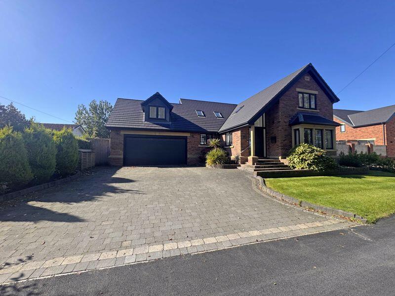 Main image of property: 183 Breck Road, Poulton-Le-Fylde, FY6 7LL