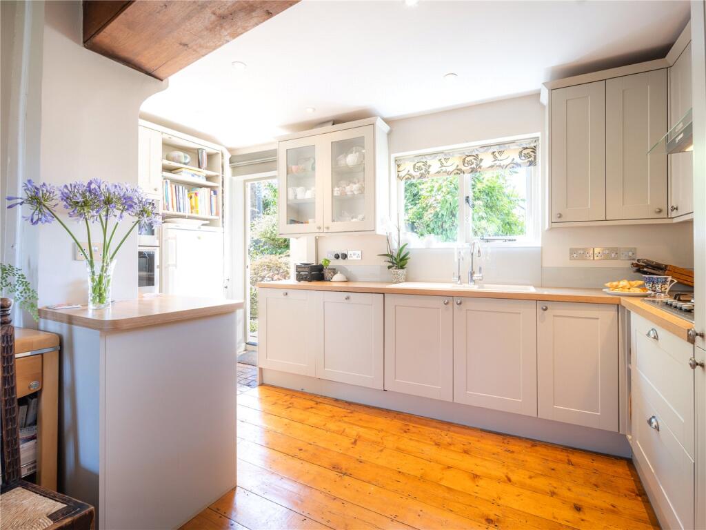 House in Swindon - View 2