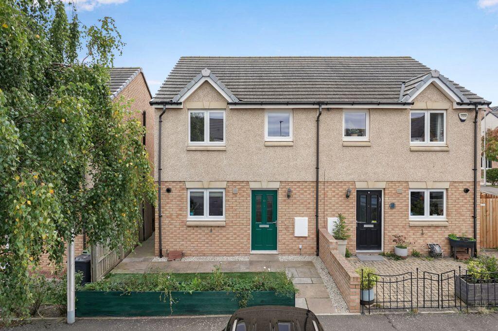 Main image of property: 15 Bowes Place, The Wisp, Edinburgh, EH16 4WL