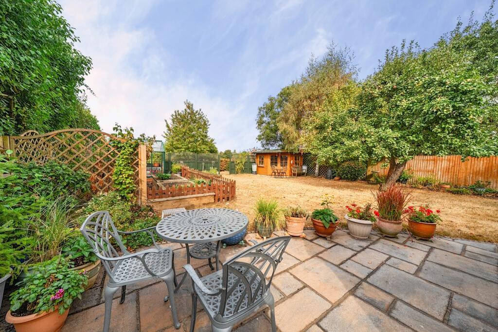House in Clifton, Central Bedfordshire - View 4
