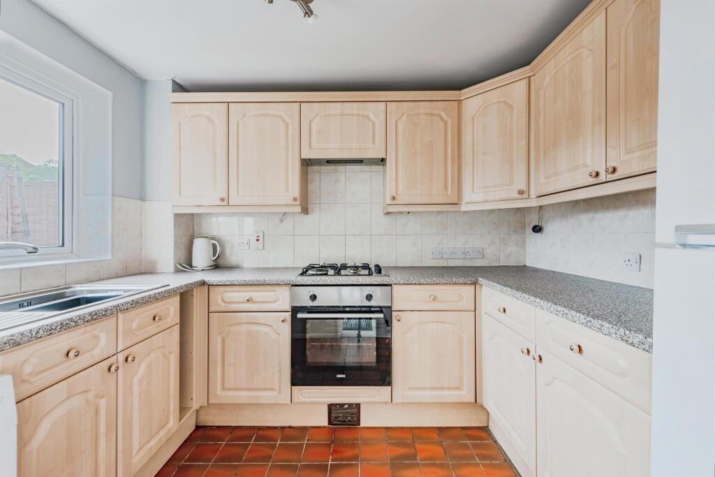 House in Mid Sussex, Worth - More