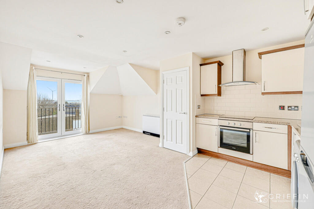 Calcutta Road, Tilbury, RM18 photo 2