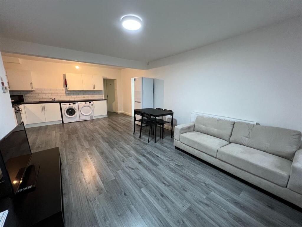 Main image of property: Edgeworth Drive, Stockport, M14