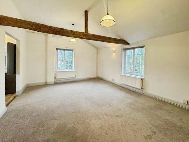 Apartment in Reading - View 4