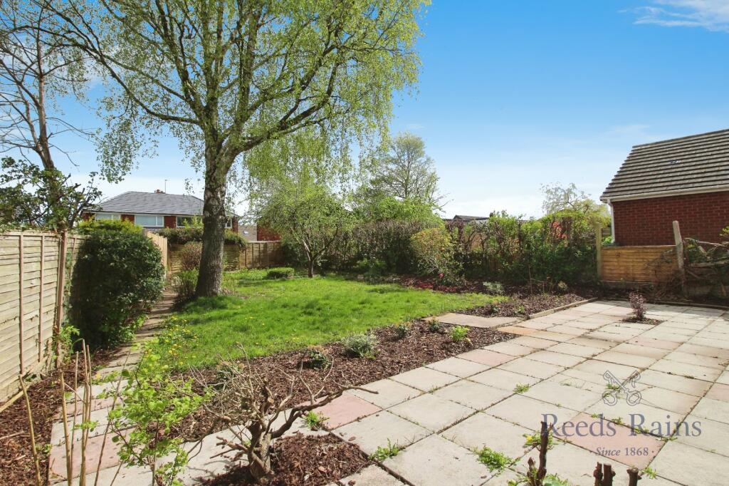 Westfield Drive, Hoghton, Preston, Lancashire, PR5 photo 2