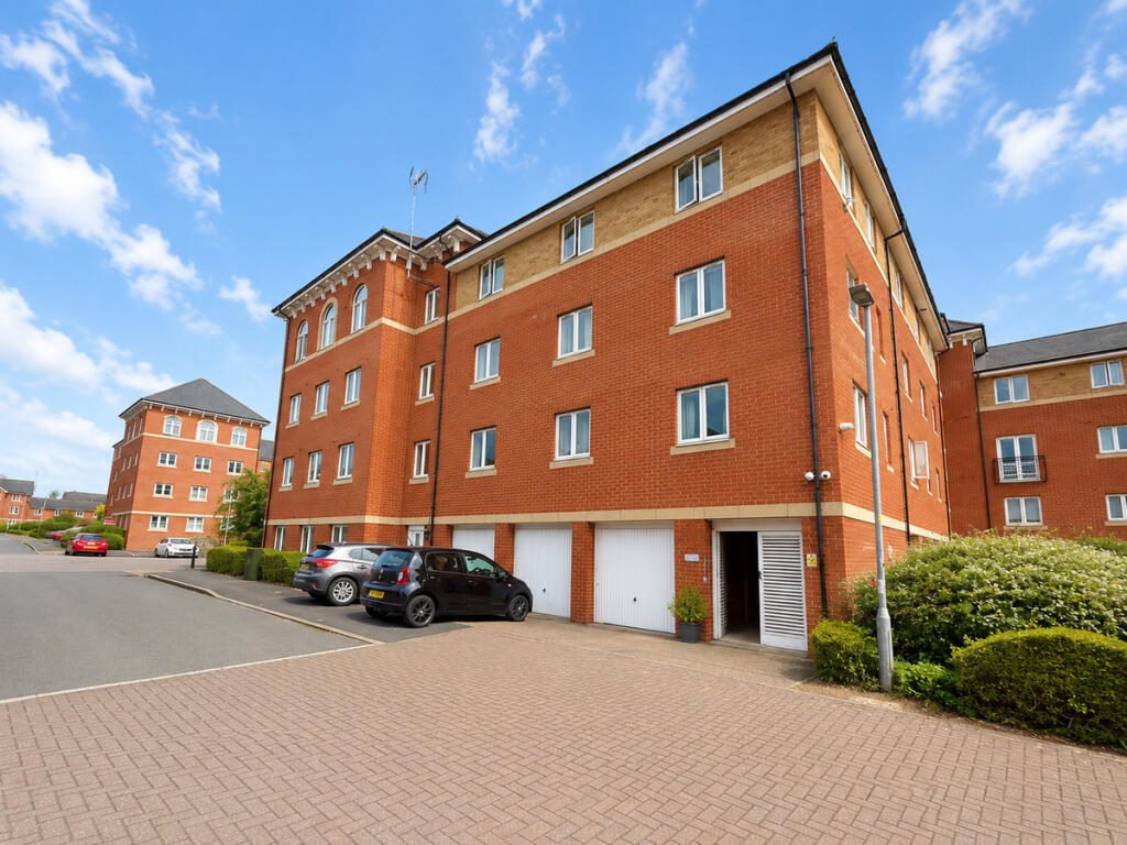 Main image of property: Saltash Road, Swindon, SN2 2
