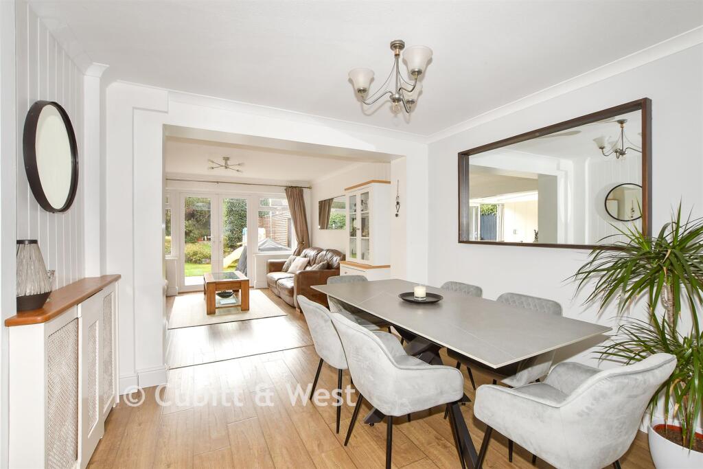 House in Redhill - View 5