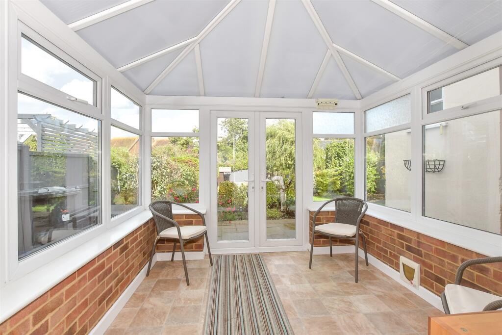 House in Canterbury - View 3