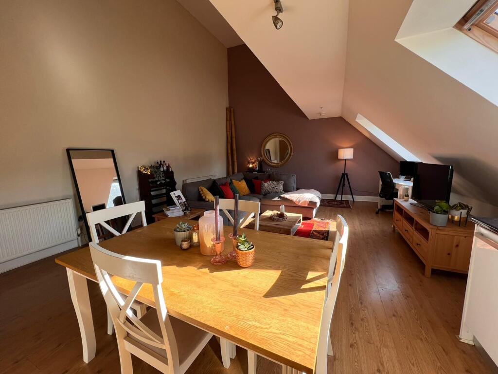 Apartment in Leeds - View 4