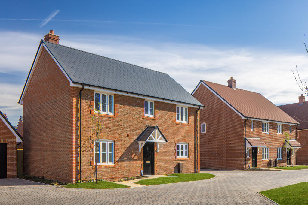 Main image of property: Barnham Road,
Eastergate,
PO20 3RT