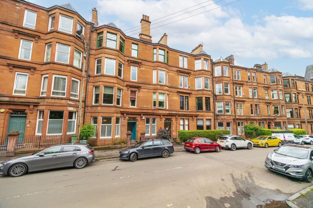 Main image of property: Queens Park Avenue, Queen's Park, G42