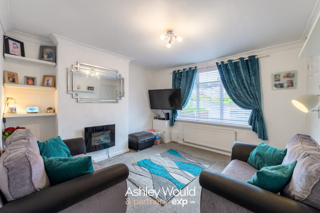 House in Sandwell, West Midlands - View 2