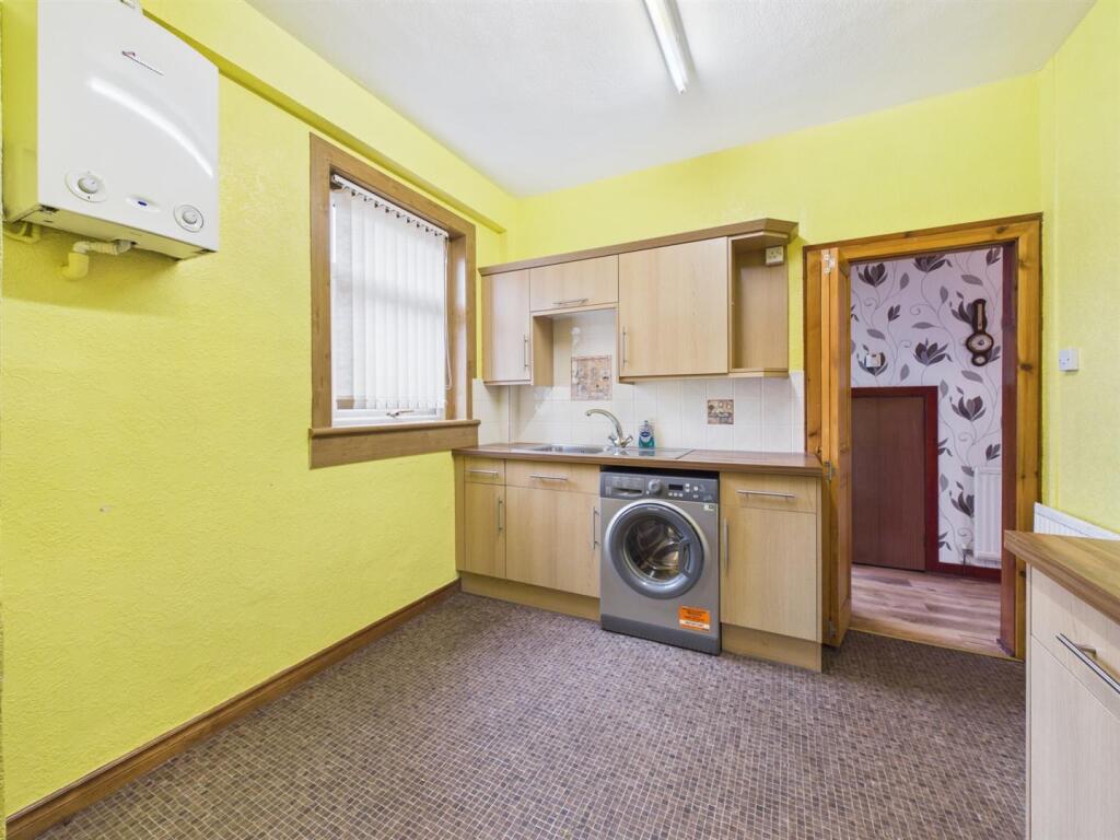 House in Kirkcaldy - View 4