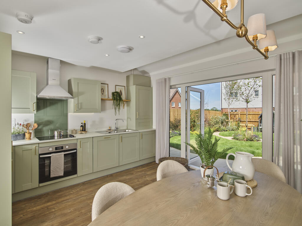 Main image of property: Ravengar Grove,
Rayleigh,
Essex,
SS6 9XS