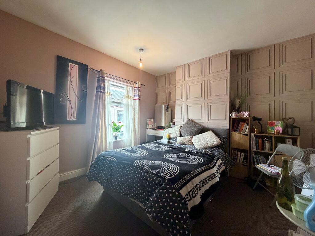 House in Nottingham - View 4